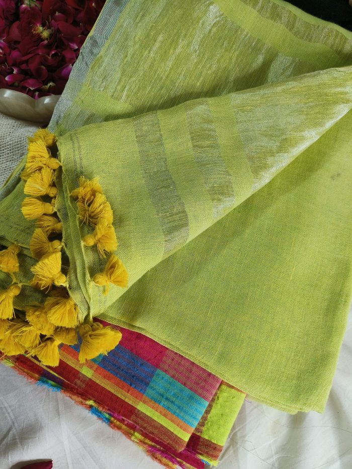 Pure Linen Sareesiin Green Colour