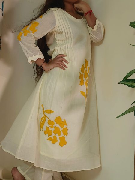 सुबह (Subah) Handcrafted Mulmul Co-ord Set – Off White